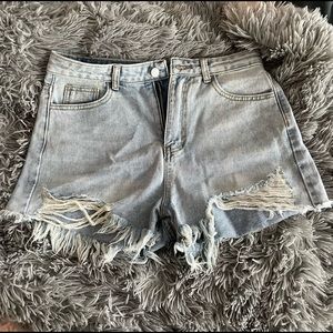 Light washed denim shorts!